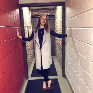 Meet your Posher, Natalie